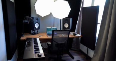 ⁠⁠The Producer’s Ultimate Home Studio (+ Desk Setup)