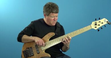 Advanced Bass: Displacing Walking Bass Lines