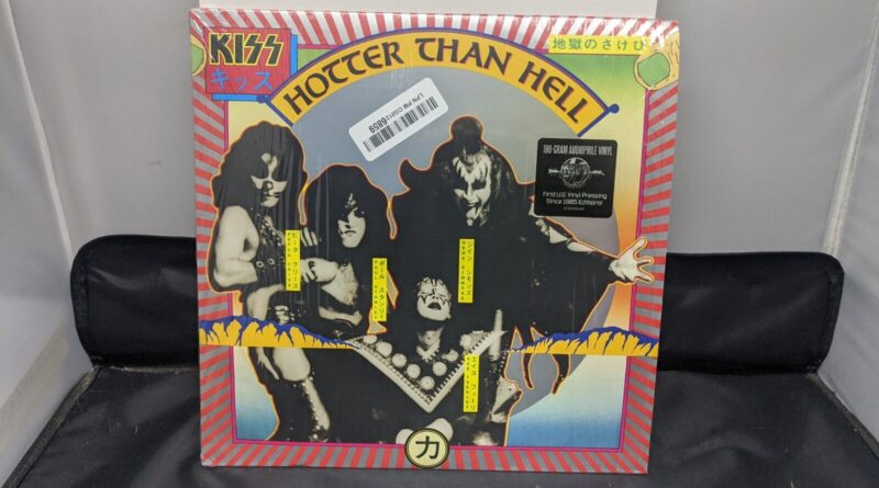 KISS HOTTER THAN HELL - 180-GRAM VINYL LP  "Like New, Played Twice, Free S/H