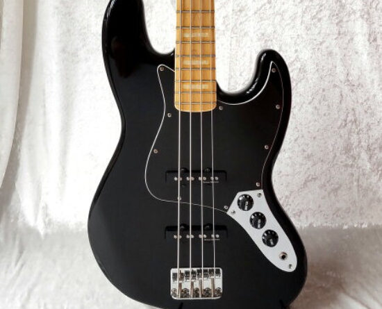 Squier by Fender Vintage Modified Jazz Bass '77 Electric Bass Guitar Black Used