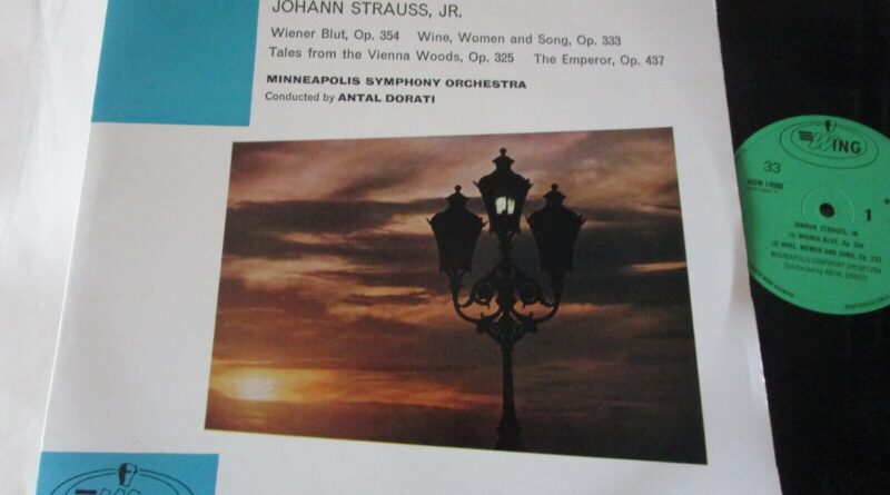 Johann Strauss, Jr.  Waltzes Of Strauss Minneapolis Symphony , Antal Dorati LP