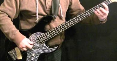 Motown Style Grooves For Bass Guitar #46 - James Jamerson