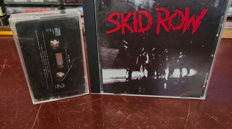 Skid Row - Skid Row CD + 18 And Life Single Cassette Tape