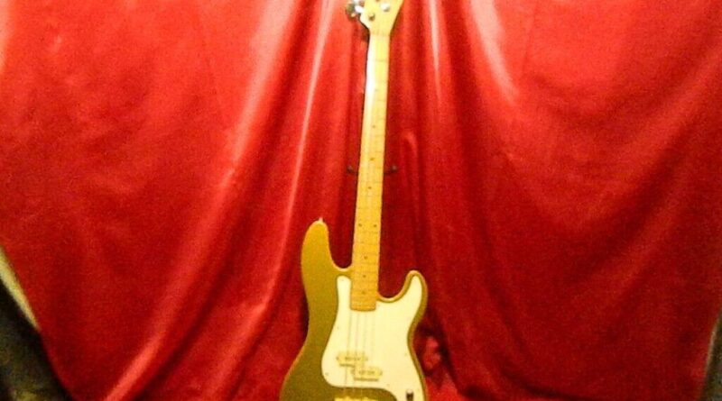 vintage st blues Electric bass guitar Memphis TN