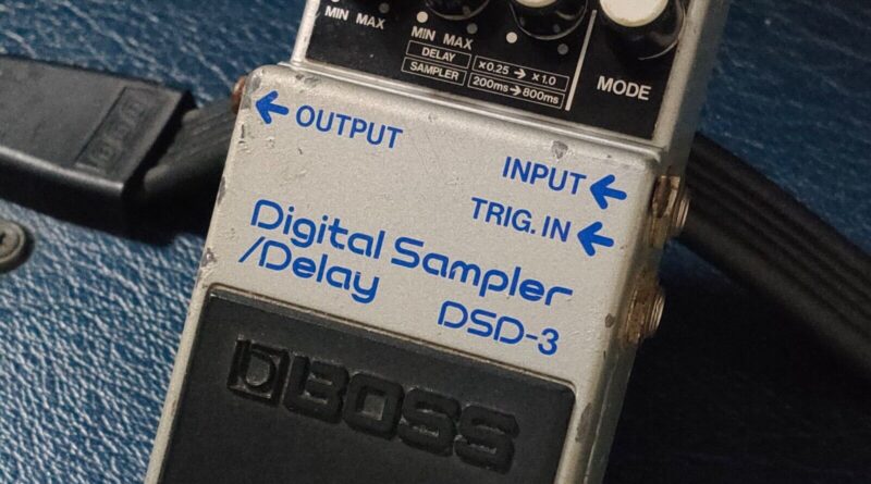 Boss DSD-3 Digital Sampler Delay Long Chip MIJ Vintage Guitar Bass Effects Pedal