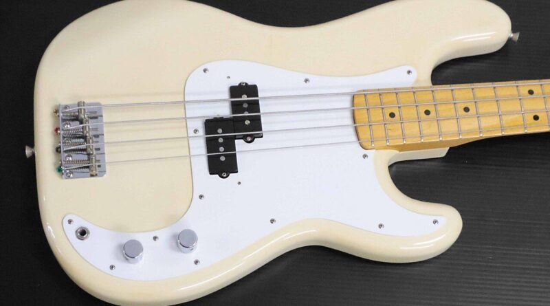 Fender Japan Electric Bass Guitar Precision Bass Vintage White PB57-US VWH