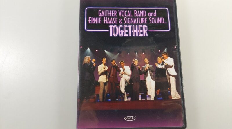 GAITHER VOCAL BAND AND ERNIE HAASE & SIGNATURE SOUND TOGETHER LIVE DVD FREESHIP