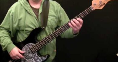 How To Play Bass To Play That Funky Music for Beginners