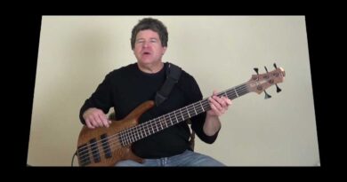 The Random Note Finder | Beginner Bass Lessons