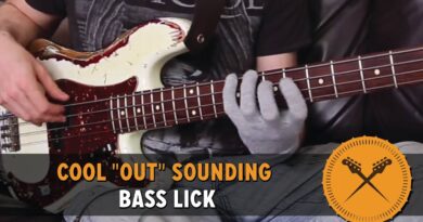 Cool "Out" Sounding Bass Lick // Bass Lesson with Scott's Bass Lessons (L#108)