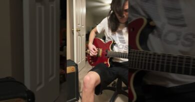 Getting Malcolm Young's Tone Out Of ANY Amp With The AC/OD by Missing Link Audio @MLAPEDALS