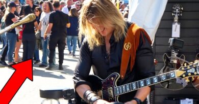 Jimmy Page Comes to Listen When Someone Requests Led Zeppelin at The Crossroads Guitar Festival