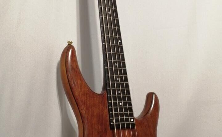 MOON MBC-5 Bubinga Electric bass guitar #30263