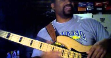 Theory Bass Lesson: Building Blocks of Soloing