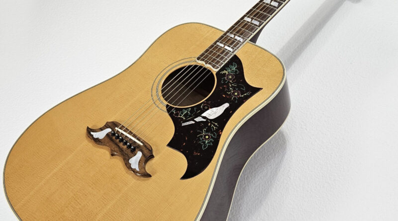 1997 Gibson Custom Shop Dove In Flight Limited Edition Acoustic Guitar