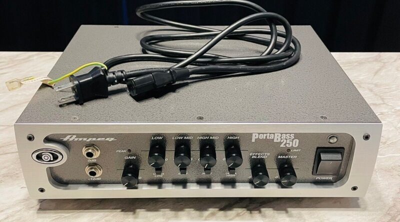 Ampeg PB-250 PortaBass 250-Watt Portable Bass Guitar Amplifier Head w/ ac cable