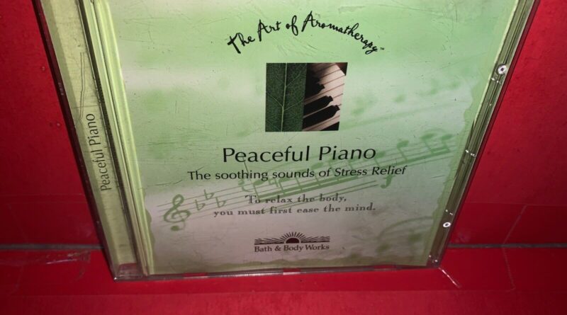 Bath & Body Works - Peaceful Piano - The Soothing Sounds of Stress Relief - CD