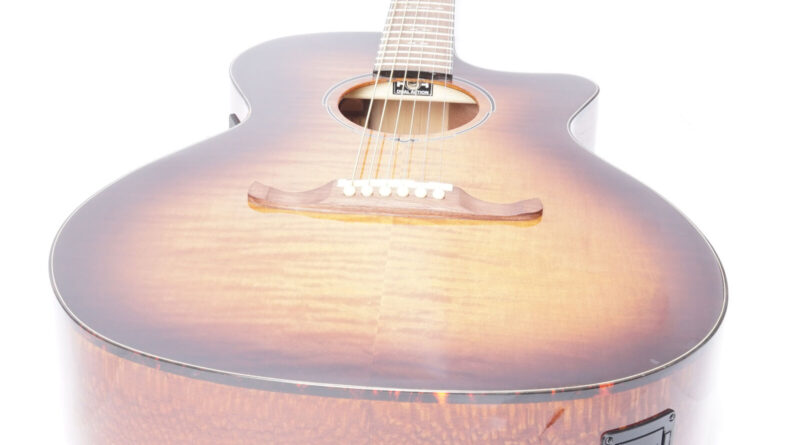 Fender FA-345CE Auditorium Bodied Acoustic 6-String Guitar (3-Color Tea Burst)