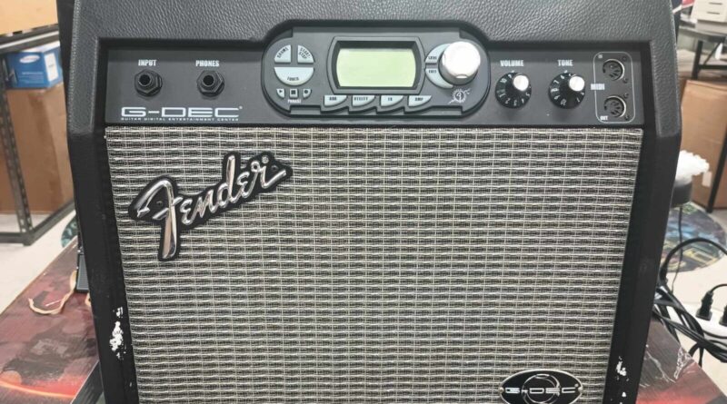 Fender G-Dec Digital Entertainment Center PR 520 Guitar Amplifier PR 520 w/CABLE