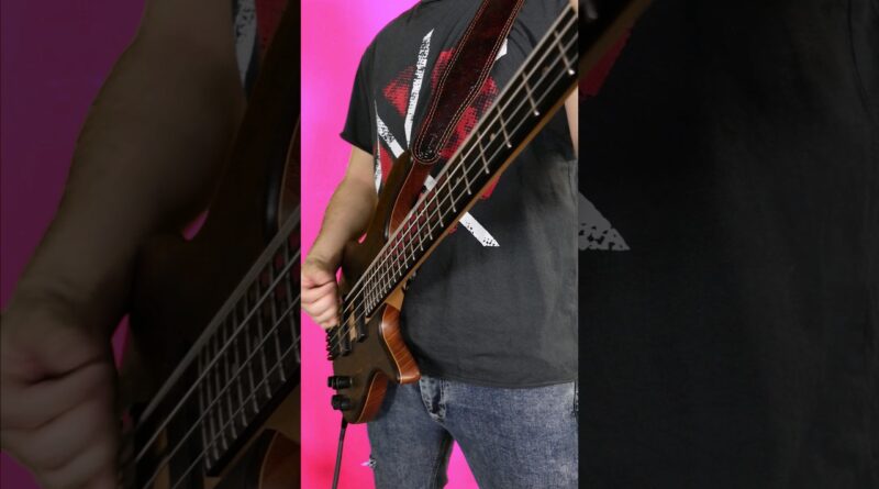 How to get Krist Novoselic's bass tone in 30 seconds! #bass #bassguitar #nirvana