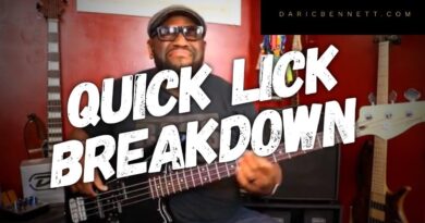 Quick Blues Bass Lick! Useful for tons of bass guitar grooves! Daric Bennett's Bass Lessons