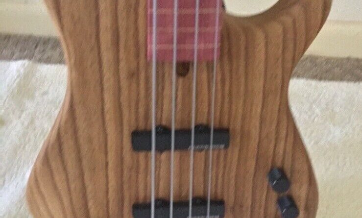 Warmoth Lined Fretless Electric  Bass Guitar Flamed Maple Neck& Swamp Ash Body .