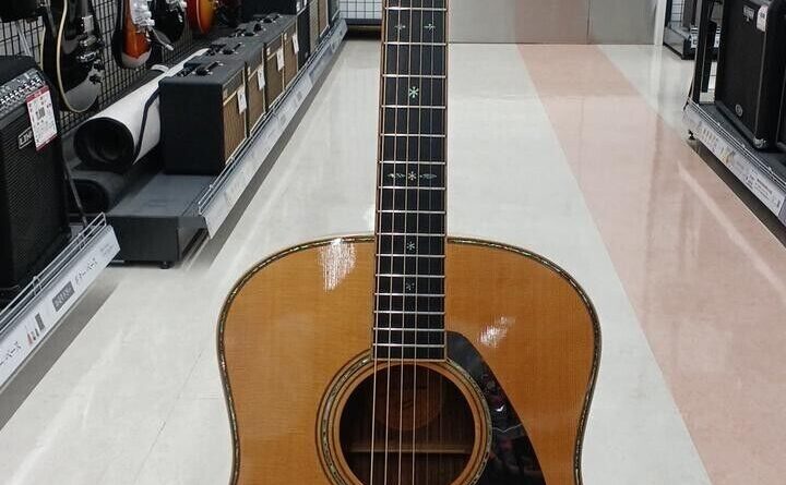 YAMAHA LL56 CUSTOM ARE Acoustic Guitar #30955