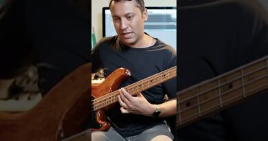 Coolest Funk Bass Technique!