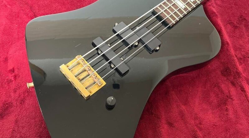 FERNANDES MV-65NS Black electric bass guitar Free Shipping From Japan