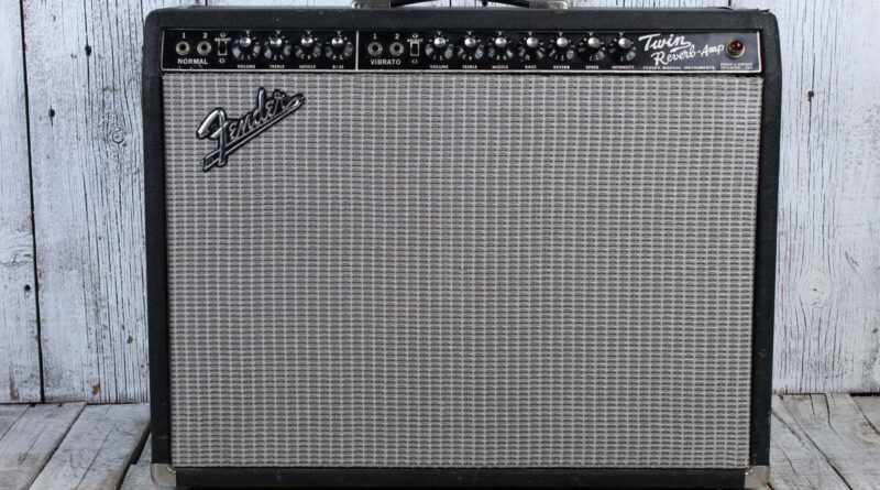 Fender Vintage 1967 Twin Reverb Amplifier Electric Guitar 2 x 12 Tube Combo Amp