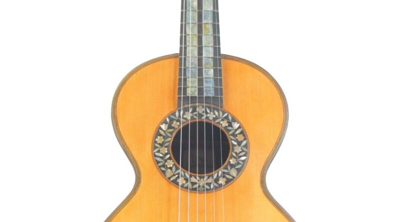 Leon Victor Mougenot ~1900 - classical romantic guitar in Lacote style - video!