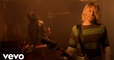 Nirvana - Smells Like Teen Spirit (Official Music Video)