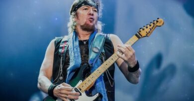 Adrian Smith - Top 15 Guitar Solos