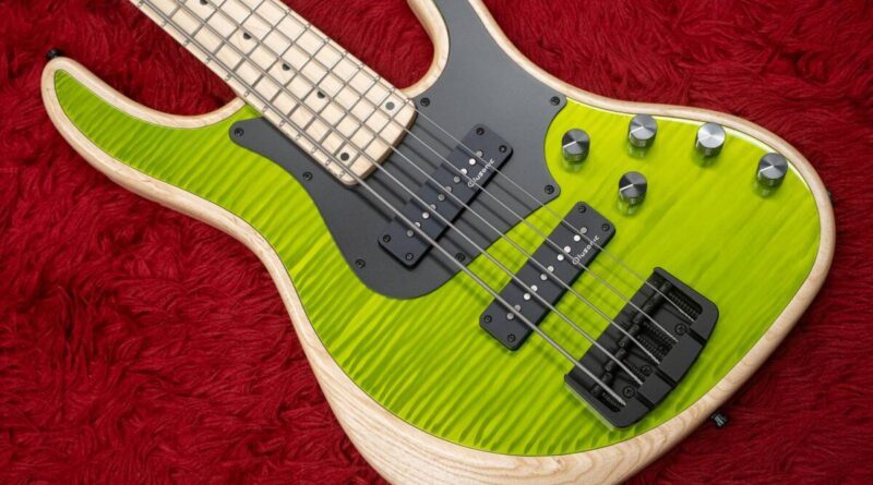 Electric Bass Guitar Alusonic J-Special Deluxe 5 Natural-Lime Green & Hard Case