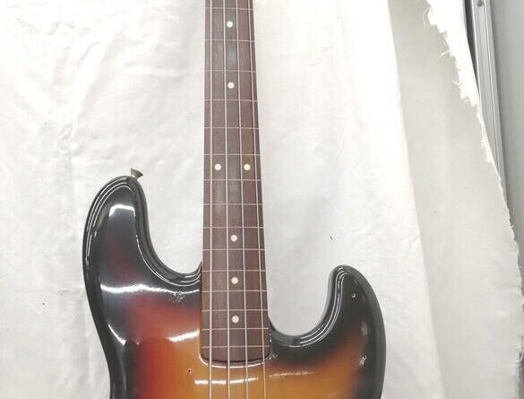 FENDER JAPAN JB-62 electric bass guitar #29395