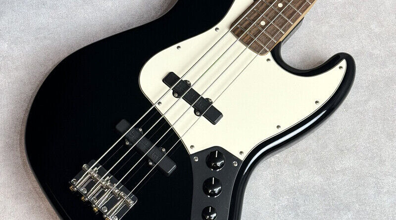 Fender Standard Jazz Bass Mod 2010 Electric Bass Guitar