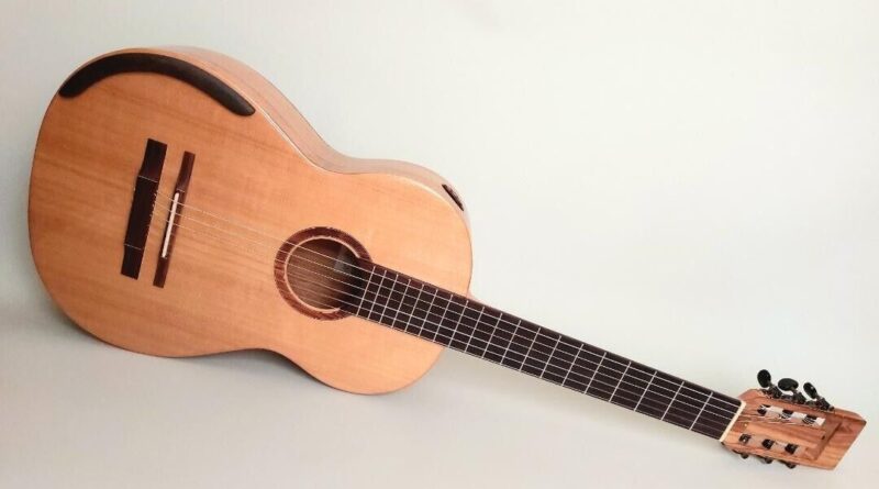 Kopecky Guitars ESCB nylon string classical acoustic guitar w Hardshell Case