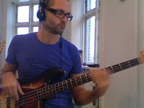 L211 Beginner disco funk bass