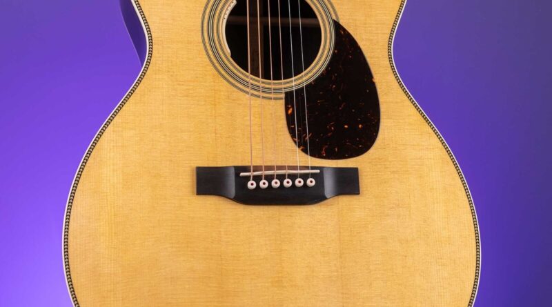 Martin OM-28E Acoustic-Electric Guitar - LR Baggs Anthem