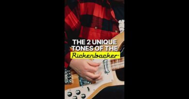 The 2 unique tones of the Rickenbacker! #rickenbacker #scottsbasslessons #sbl #basslesson