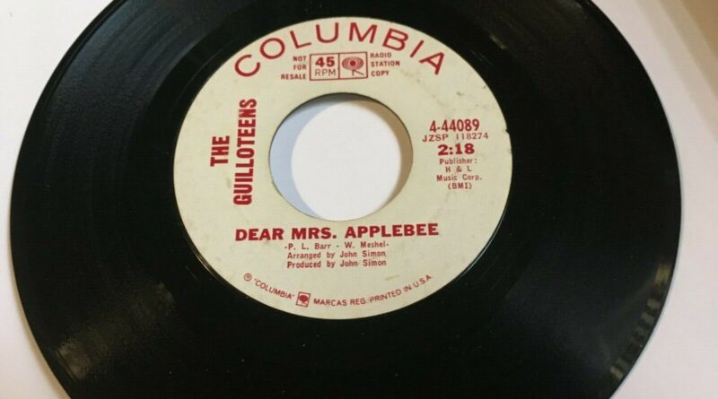 1967 The Guilloteens “I Love That Girl” “Mrs. Applebee”  45 Memphis Garage