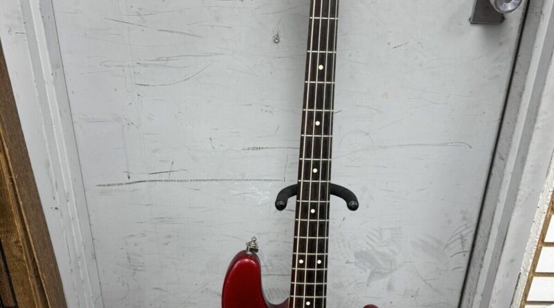 2004 Fender American Jazz Bass DIY Relic Red 4 String Electric Bass Guitar RH