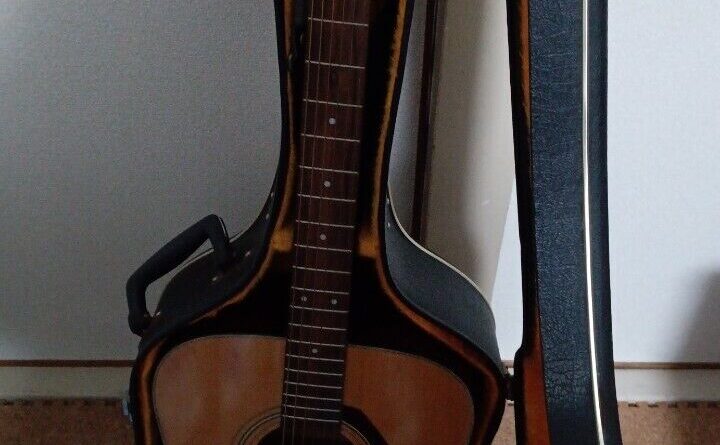 Acoustic Guitar Yamaha F355 Natural Good Condition with Hard Case