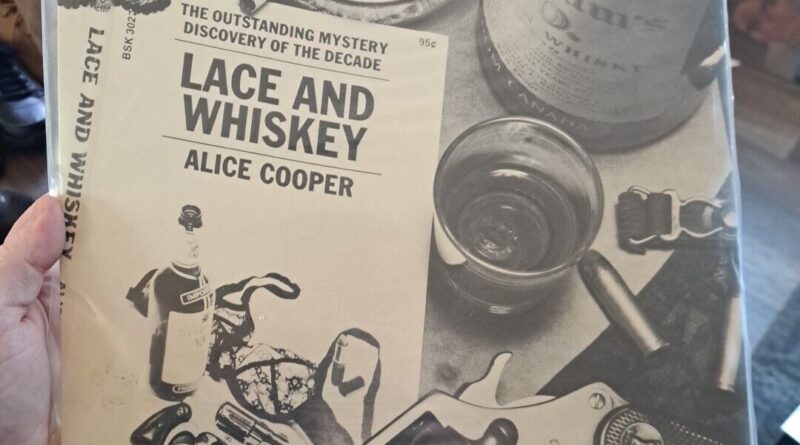 Alice Cooper , Lace And Whiskey, Warner Bros. Records Vinyl Record