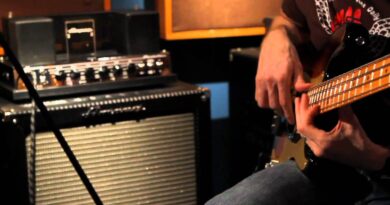 An Inside Look at the Classic Tones of the Ampeg Heritage B-15