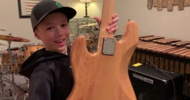 Austin ABJ300 Classic Bass Guitar Review by Noah - Zomac School of Music