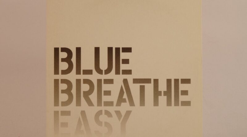 BLUE BREATHE EASY (H1) 3 Track Promo CD Single Card Sleeve INNOCENT