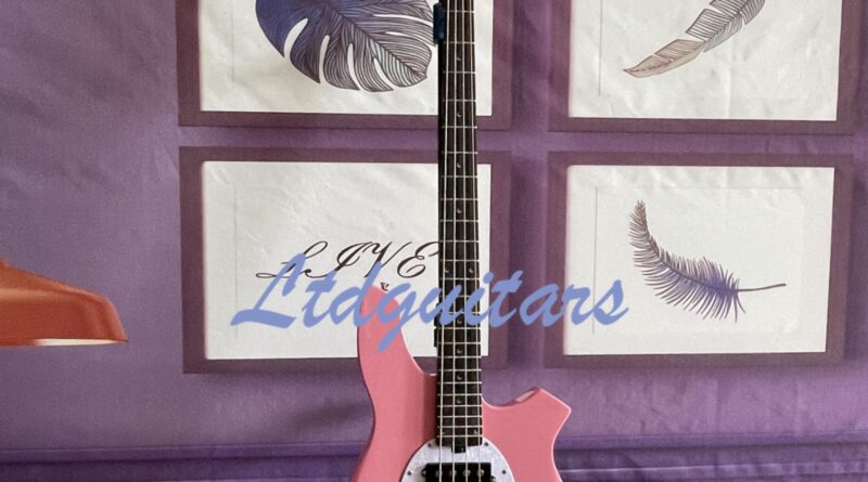 Bongo M Electric Bass Guitar 4String Pink Solid Body Open Pickup Chrome Hardware