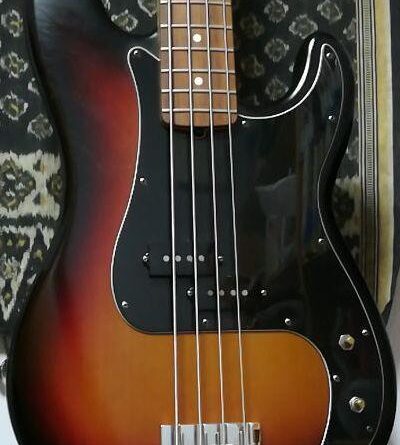 Fender USA Precision Bass hiway1 Electric Guitar made in USA Safe Delivery Japan