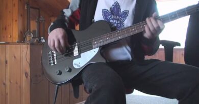 Gretsch Bass Review and Demo